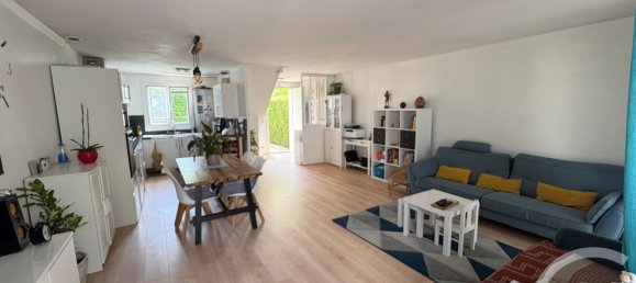3 Schlafzimmer Haus in Emerainville, France, Nr. 279799 2