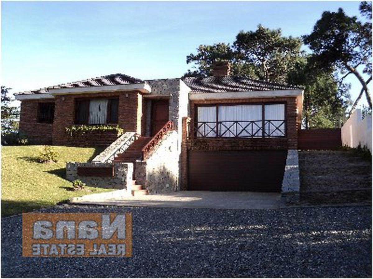 3 bedrooms House in Maldonado, Uruguay No. 6334