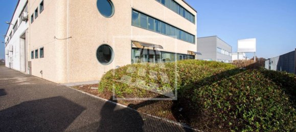 Lagerhaus in Carpi, Italy 1966m², Nr. 128976 50