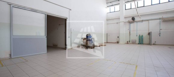 Lagerhaus in Carpi, Italy 1966m², Nr. 128976 25