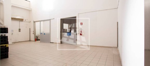 Lagerhaus in Carpi, Italy 1966m², Nr. 128976 4