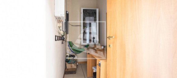 Lagerhaus in Carpi, Italy 1966m², Nr. 128976 38