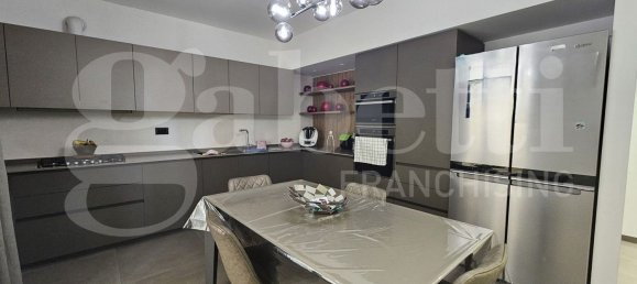 4غرفة شقة في Bagheria, Italy رقم 33530 9