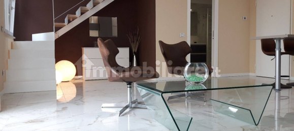 Apartamento de 2 dormitorios en Parma, Italy No. 333790 8