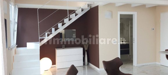 Apartamento de 2 dormitorios en Parma, Italy No. 333790 3