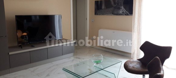 Apartamento de 2 dormitorios en Parma, Italy No. 333790 2