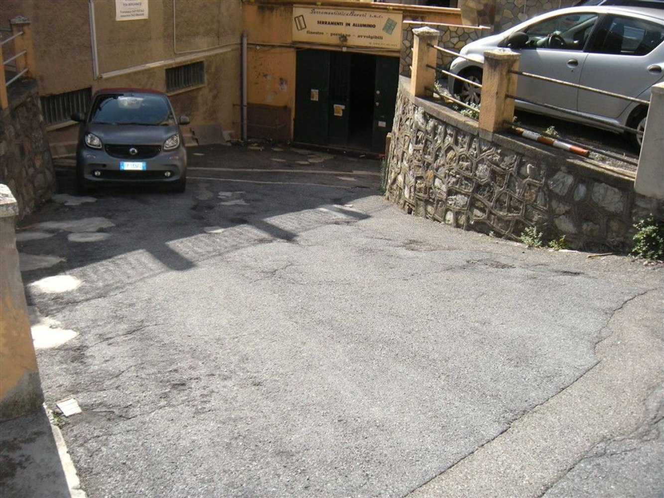 Propiedad comercial en Genoa, Italy 420 m² No. 385003