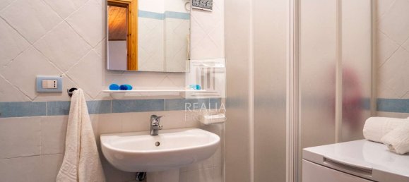 Квартира с 2 спальнями в Гольфо Аранчи, Италия № 63500 15