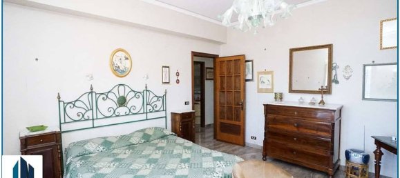 Apartamento de 3 dormitorios en Messina, Italy No. 317698 20