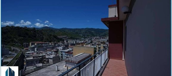 Apartamento de 3 dormitorios en Messina, Italy No. 317698 31