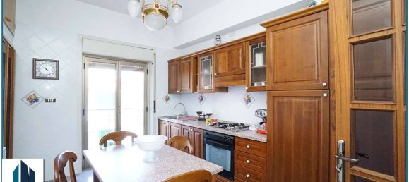 Apartamento de 3 dormitorios en Messina, Italy No. 317698 12
