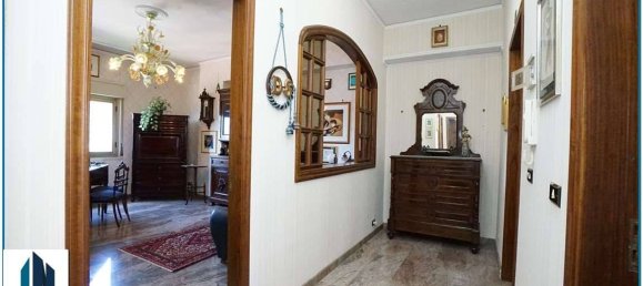 Apartamento de 3 dormitorios en Messina, Italy No. 317698 4