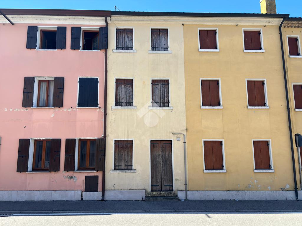 2 Schlafzimmer Villa in Ponte di Piave, Italy, Nr. 361652