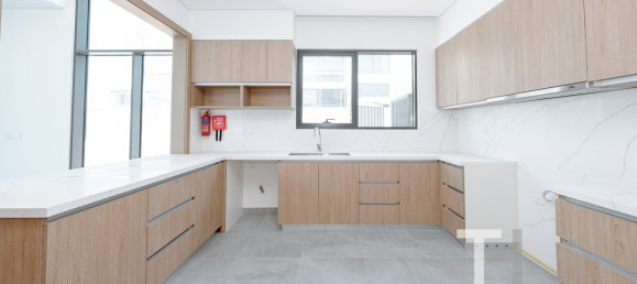 5 bedrooms Villa in Al Furjan, UAE No. 95903 7