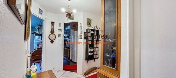 3 bedrooms Apartment in Antony, France No. 178613 8