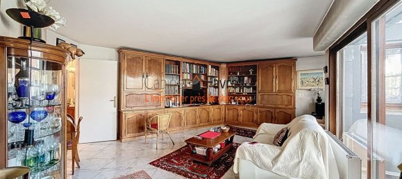 3 bedrooms Apartment in Antony, France No. 178613 2
