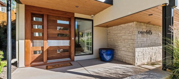 4 bedrooms Commercial property in Boulder, USA No. 254 2