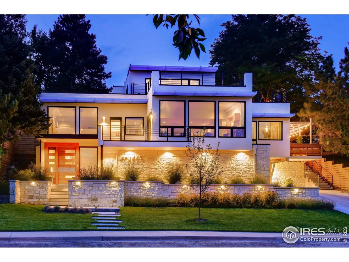 4 bedrooms Commercial property in Boulder, USA No. 254