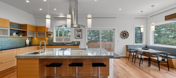 4 bedrooms Commercial property in Boulder, USA No. 254 5