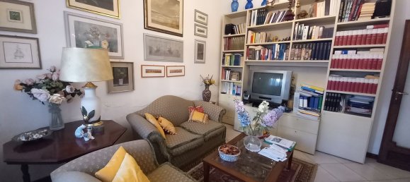 10 rooms House in Viareggio, Italy No. 114053 7