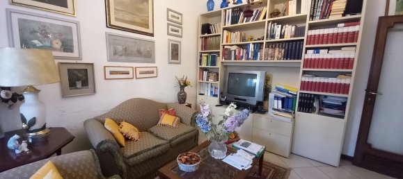 10 rooms House in Viareggio, Italy No. 114053 9
