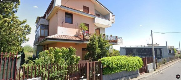 6-salle Appartement à Tremestieri Etneo, Italy No. 43875 17