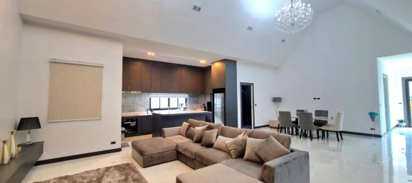 3 bedrooms Cafe / restaurant in Pattaya, Thailand No. 4972 9