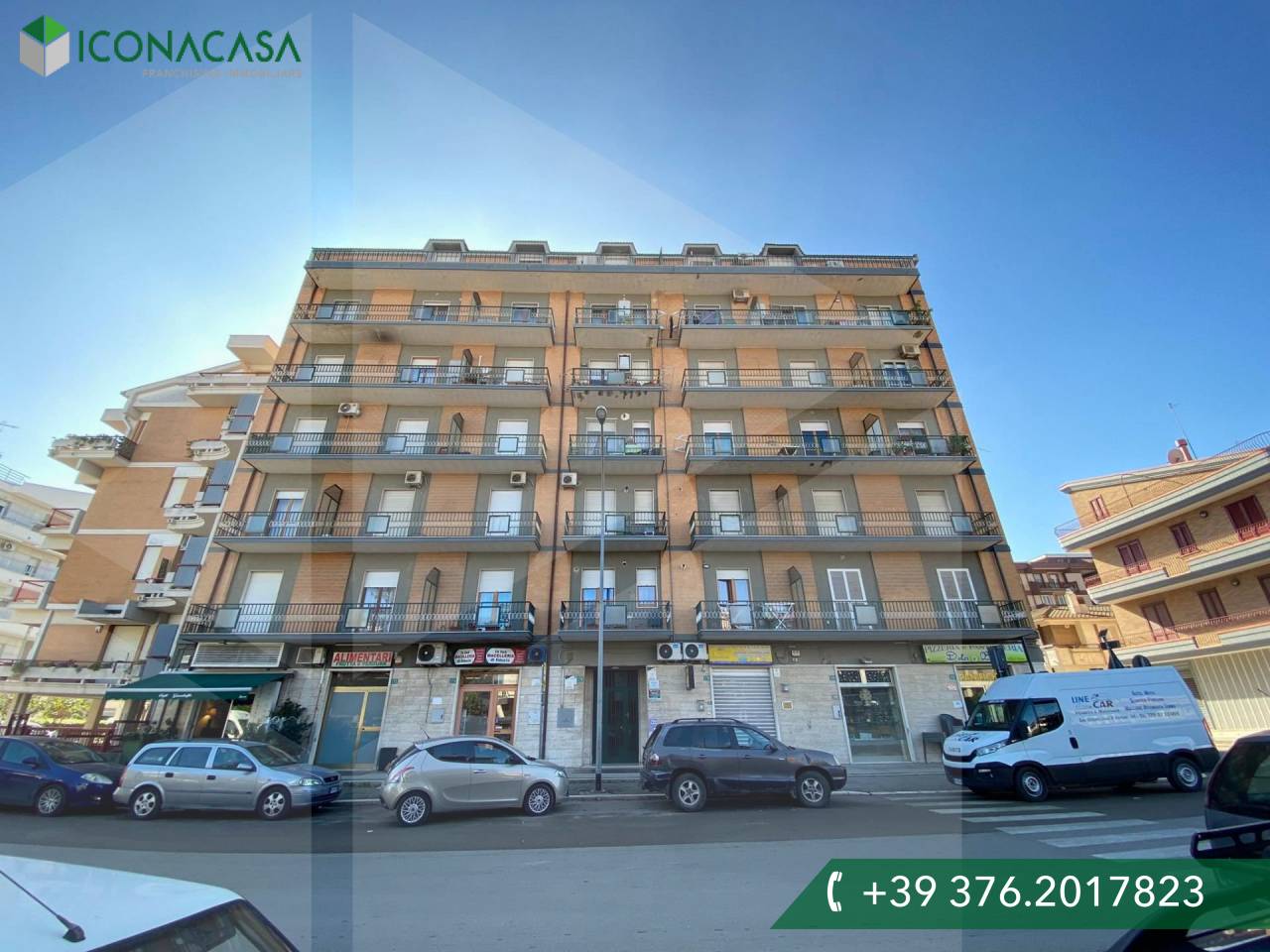 5-salle Appartement à San Severo, Italy No. 21326