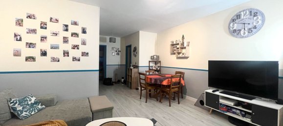 2 bedrooms Apartment in Fleury-les-Aubrais, France No. 81078 3