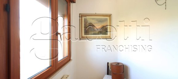 3 bedrooms House in Ferrara, Italy No. 312307 30