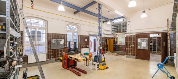 Коммерческая недвижимость с 8 комнатами в Эрфурт, Германия № 208971 35