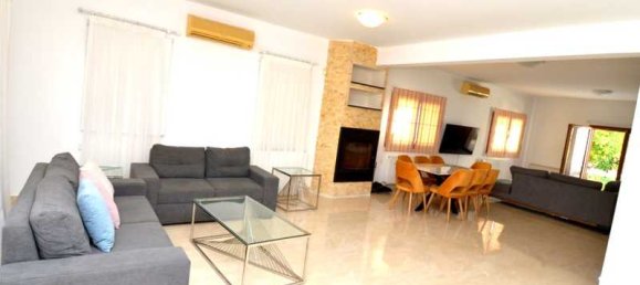 4 bedrooms House in Pyla, Cyprus No. 16206 4