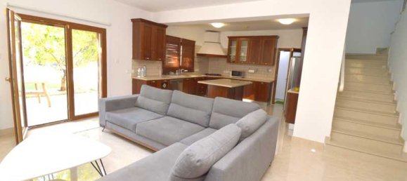 4 bedrooms House in Pyla, Cyprus No. 16206 2