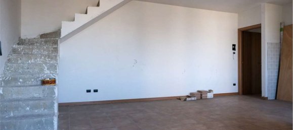 3 rooms Apartment in Inzago, Italy No. 191742 2