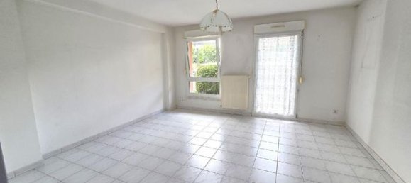 2 bedrooms Apartment in Belfort, France No. 303062 3