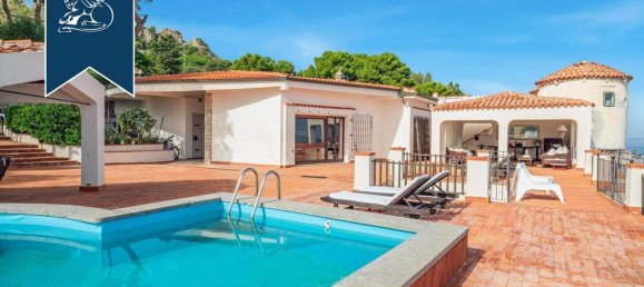 5 bedrooms Villa in Palermo, Italy No. 316805 4