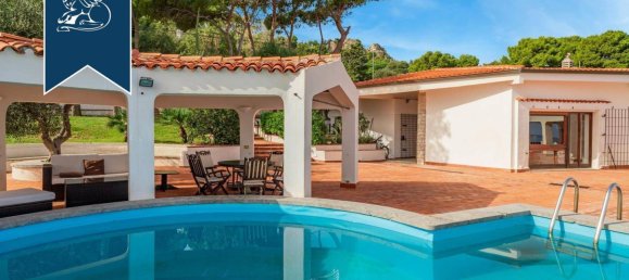 5 bedrooms Villa in Palermo, Italy No. 316805 3