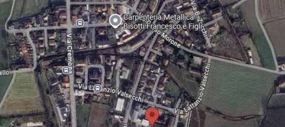 3 bedrooms House in Crema, Italy No. 327604 2