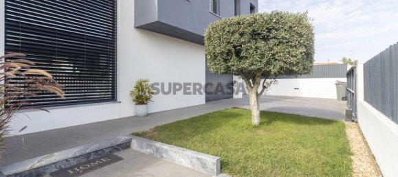 4 bedrooms House in Setubal, Portugal No. 154286 2