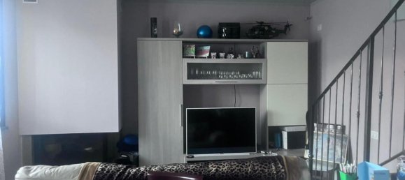 Casa de 4 divisões em Castelfranco di Sotto, Italy N.º 139672 10