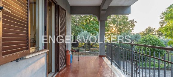 2 Schlafzimmer Wohnung in Albano Laziale, Italy, Nr. 129969 19