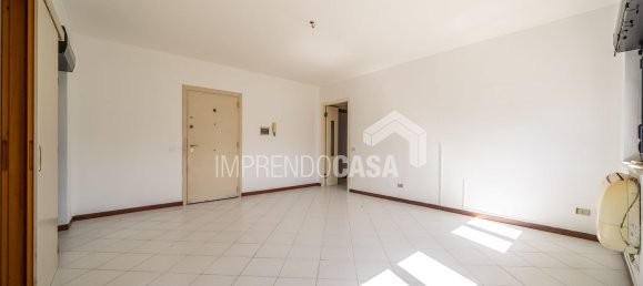 Квартира с 4 спальнями в Карини, Италия № 331893 2