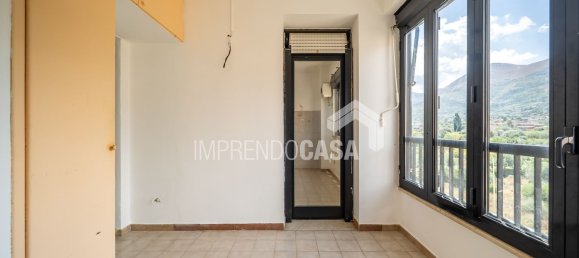 Квартира с 4 спальнями в Карини, Италия № 331893 17