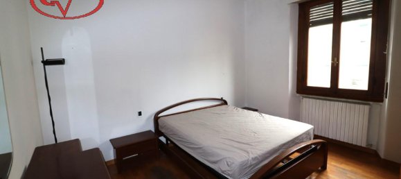 6-salle Appartement à Montevarchi, Italy No. 236480 23