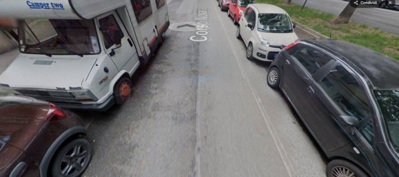 2 bedrooms Apartment in Turin, Italy No. 98524 5