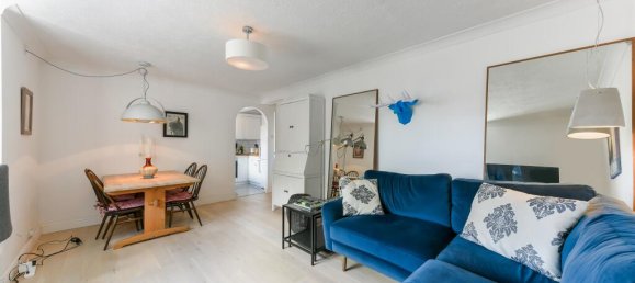 1 bedroom Apartment in London, United Kingdom No. 9653 3