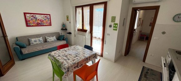 2 bedrooms Apartment in Viareggio, Italy No. 269300 6