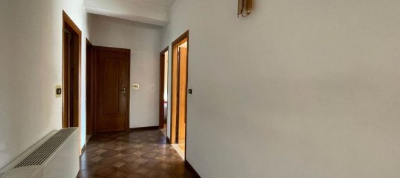 Casa de 3 divisões em Fontechiari, Italy N.º 147446 16