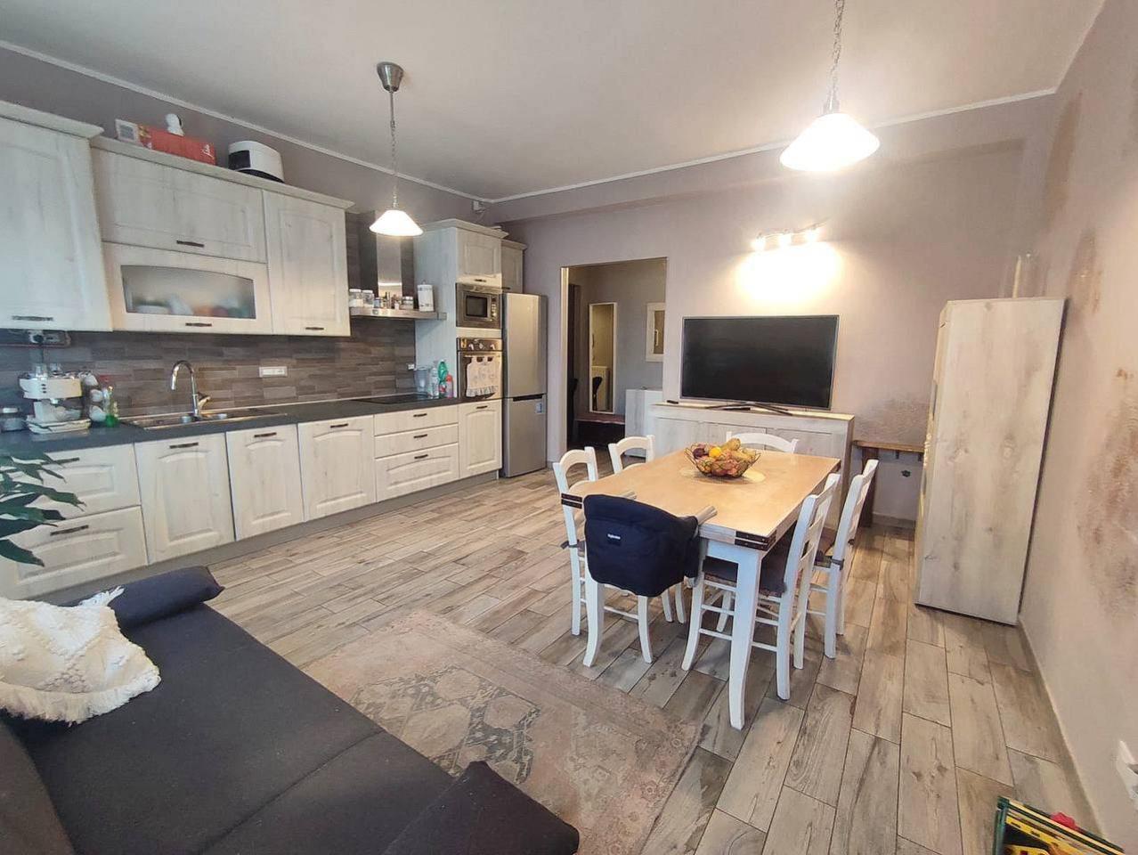 3غرفة شقة في Piacenza, Italy رقم 26203