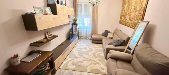 3غرفة شقة في Piacenza, Italy رقم 26203 10